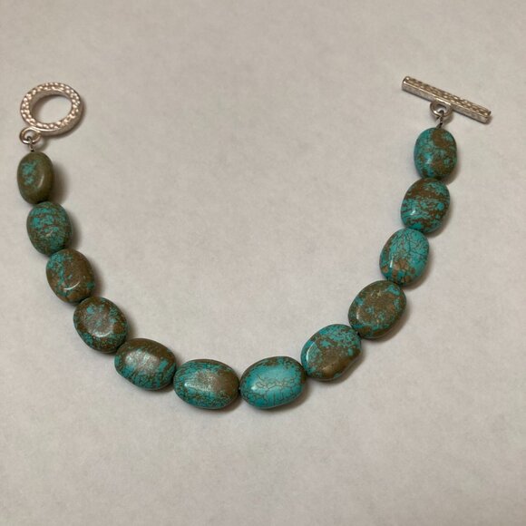 Turquoise Toggle Bracelet 7.25" - Picture 3 of 6